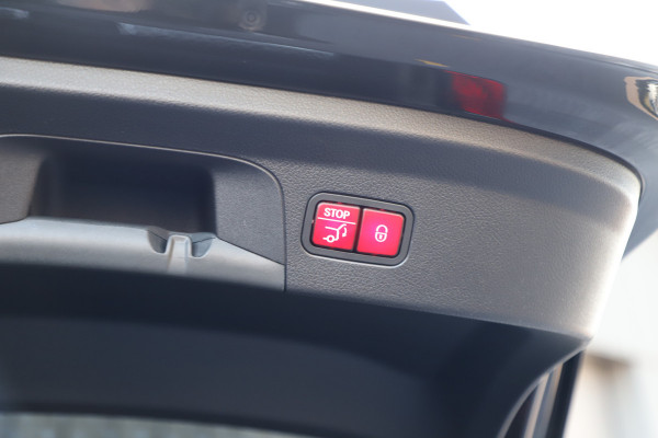 Mercedes-Benz GLE Coupé 350e AMG | 333PK | Luchtvering | Head-up | Keyless-go | Burmester | Sfeerverlichting | Pano | Distronic+ | 2021.