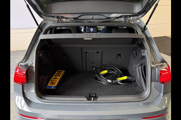 Volkswagen Golf 1.4 eHybrid GTE IQ Light Navi Soel/Stuur verwarming 1 Jaar Bovag garantie