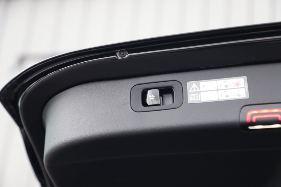 Mercedes-Benz C-Klasse Estate AMG 63 S E Performance | 680PK | Achterasbesturing | Carbon | Head-up | Burmester | AMG Drivers-package | Stoelkoeling |