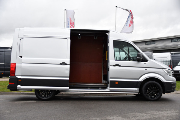 Volkswagen Crafter 35 2.0 TDI L3H3 Highline PB Edition Full Options! Adaptieve Cruise, Carplay, LED, Leder, Stoelwarming, Trekhaak, Multimedia, Uniek!