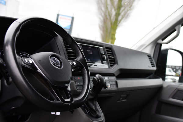 Volkswagen Crafter 35 2.0 TDI L3H2 Highline Adaptieve Cruise, Camera, Carplay, Clima, LED, Stoelverwarming, Multimedia, Sensoren, Uniek!