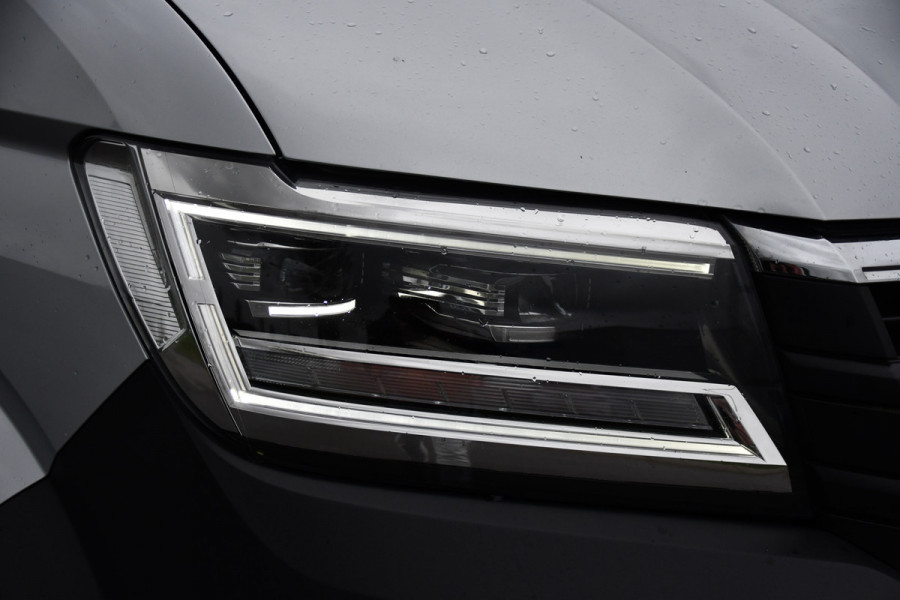 Volkswagen Crafter 35 2.0 TDI L3H2 Highline Adaptieve Cruise, Camera, Carplay, Clima, LED, Stoelverwarming, Multimedia, Sensoren, Uniek!