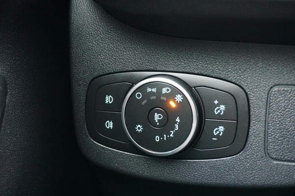 Ford Puma 1.0 EcoBoost Hybrid Titanium X + STOELMASSAGE / WINTERPAKKET / APPLE CARPLAY