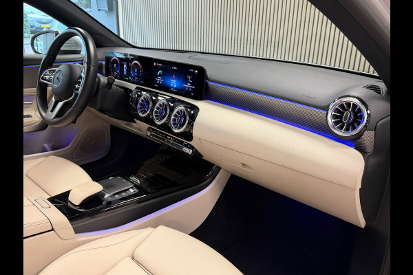 Mercedes-Benz A-Klasse 250e PLUG-IN Business Luxury AUT. PANORAMADAK CAMERA CRUISE SFEERVERLICHTING KEYLESS-GO STOELVERWARMING