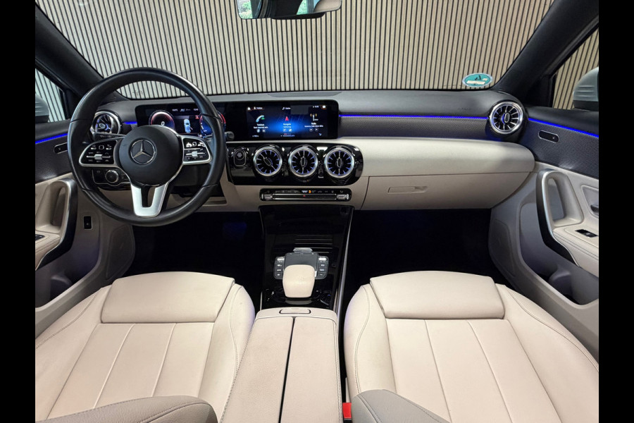 Mercedes-Benz A-Klasse 250e PLUG-IN Business Luxury AUT. PANORAMADAK CAMERA CRUISE SFEERVERLICHTING KEYLESS-GO STOELVERWARMING