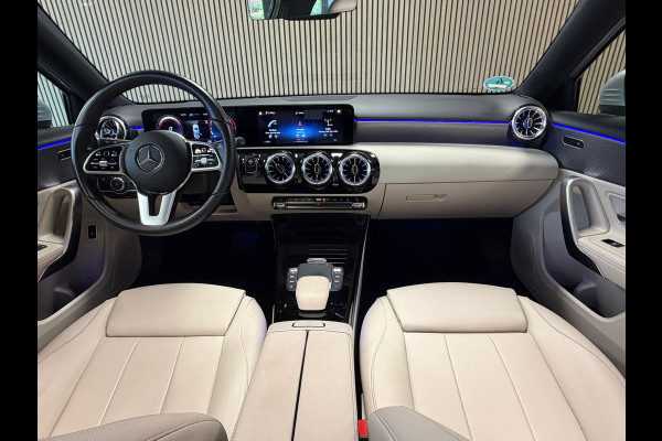Mercedes-Benz A-Klasse 250e PLUG-IN Business Luxury AUT. PANORAMADAK CAMERA CRUISE SFEERVERLICHTING KEYLESS-GO STOELVERWARMING