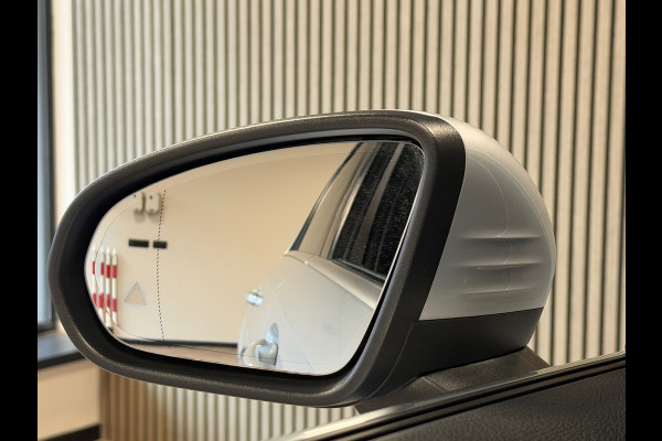 Mercedes-Benz A-Klasse 250e PLUG-IN Business Luxury AUT. PANORAMADAK CAMERA CRUISE SFEERVERLICHTING KEYLESS-GO STOELVERWARMING
