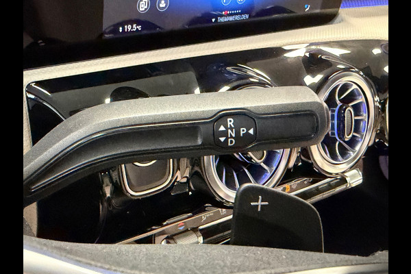 Mercedes-Benz A-Klasse 250e PLUG-IN Business Luxury AUT. PANORAMADAK CAMERA CRUISE SFEERVERLICHTING KEYLESS-GO STOELVERWARMING