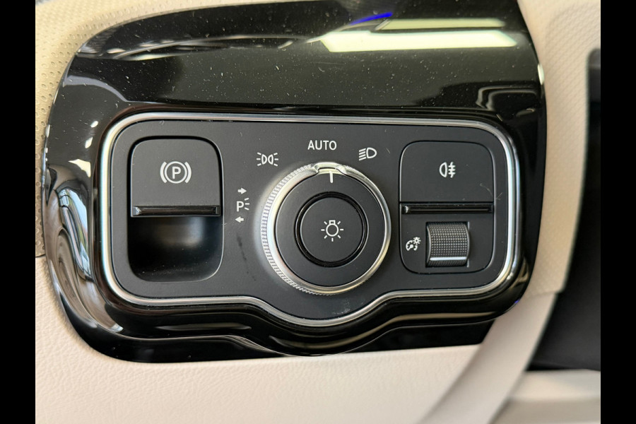 Mercedes-Benz A-Klasse 250e PLUG-IN Business Luxury AUT. PANORAMADAK CAMERA CRUISE SFEERVERLICHTING KEYLESS-GO STOELVERWARMING