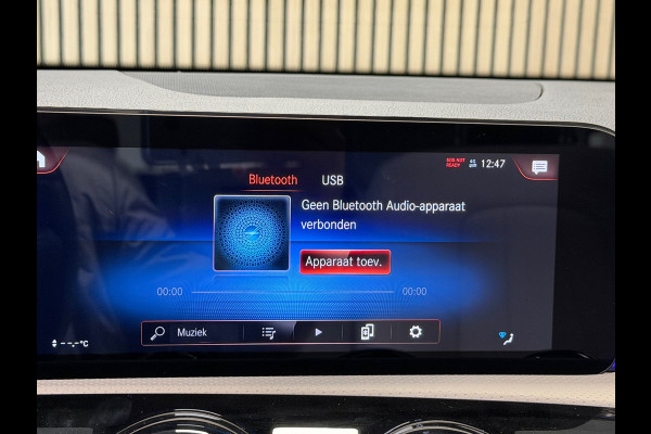 Mercedes-Benz A-Klasse 250e PLUG-IN Business Luxury AUT. PANORAMADAK CAMERA CRUISE SFEERVERLICHTING KEYLESS-GO STOELVERWARMING
