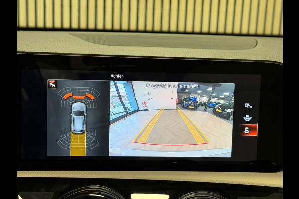 Mercedes-Benz A-Klasse 250e PLUG-IN Business Luxury AUT. PANORAMADAK CAMERA CRUISE SFEERVERLICHTING KEYLESS-GO STOELVERWARMING