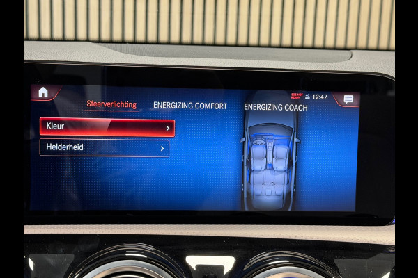 Mercedes-Benz A-Klasse 250e PLUG-IN Business Luxury AUT. PANORAMADAK CAMERA CRUISE SFEERVERLICHTING KEYLESS-GO STOELVERWARMING
