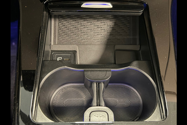 Mercedes-Benz A-Klasse 250e PLUG-IN Business Luxury AUT. PANORAMADAK CAMERA CRUISE SFEERVERLICHTING KEYLESS-GO STOELVERWARMING