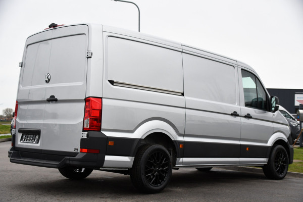 Volkswagen Crafter 35 2.0 TDI L3H2 Highline PB Edition Adaptieve Cruise, Camera, Carplay, Clima, LED, Stoelverwarming, Multimedia, Sensoren, Uniek!
