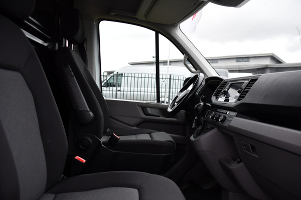 Volkswagen Crafter 35 2.0 TDI L3H2 Highline PB Edition Adaptieve Cruise, Camera, Carplay, Clima, LED, Stoelverwarming, Multimedia, Sensoren, Uniek!