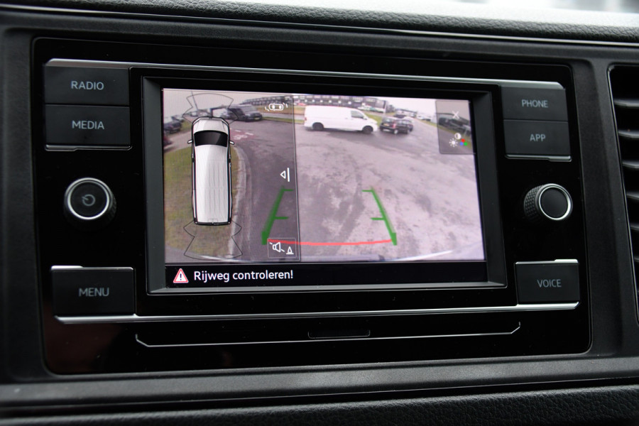 Volkswagen Crafter 35 2.0 TDI L3H2 Highline PB Edition Adaptieve Cruise, Camera, Carplay, Clima, LED, Stoelverwarming, Multimedia, Sensoren, Uniek!