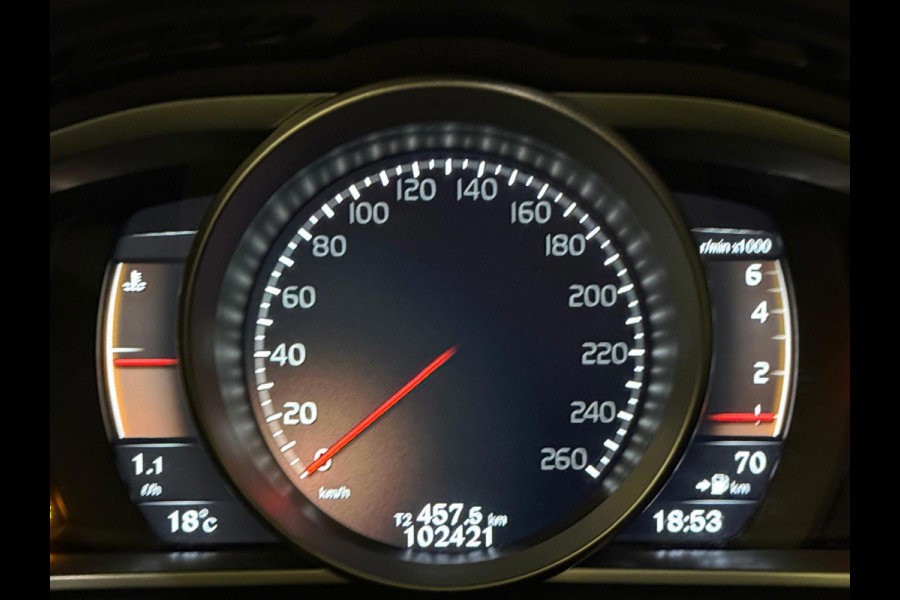 Volvo V40 Cross Country 1.5 T3 Polar+ Luxury Pano Stoel Verwarming 1 jaar bovag garantie