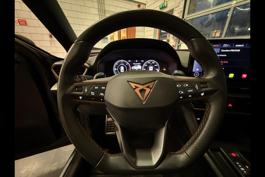 CUPRA Formentor 1.4 e-Hybrid VZ Copper Edition 245PK pano, Stoel/Stuur Verwarming 1 Jaar Bovag Garantie