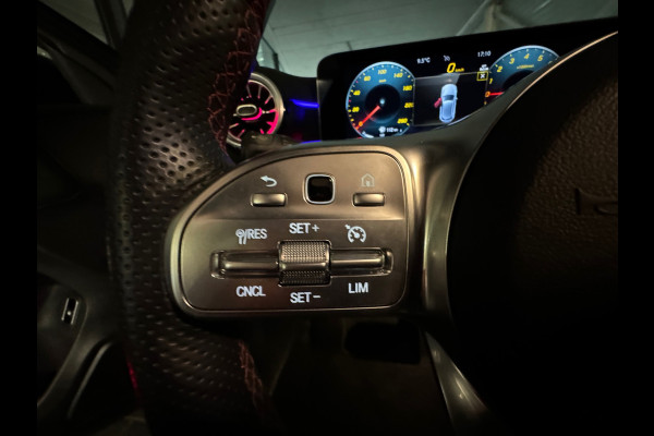 Mercedes-Benz A-Klasse 250 e AMG Pano|Sfeer|Night|Camera