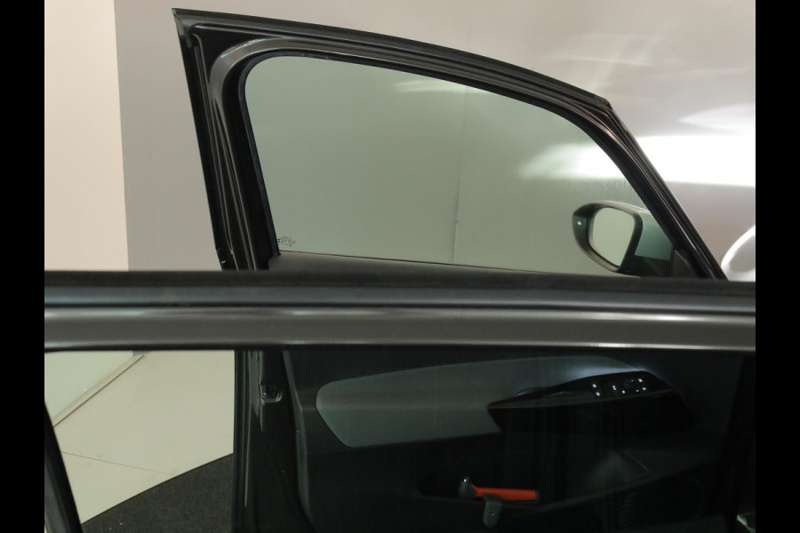 Volkswagen ID.3 First 58 kWh 93% SOH | 204 pk | Navigatie | Parkeersensoren | Adaptieve cruise control | Stoelverwarming | Apple Carplay/Android Auto |