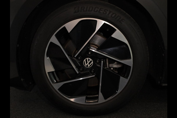 Volkswagen ID.3 First 58 kWh 93% SOH | 204 pk | Navigatie | Parkeersensoren | Adaptieve cruise control | Stoelverwarming | Apple Carplay/Android Auto |