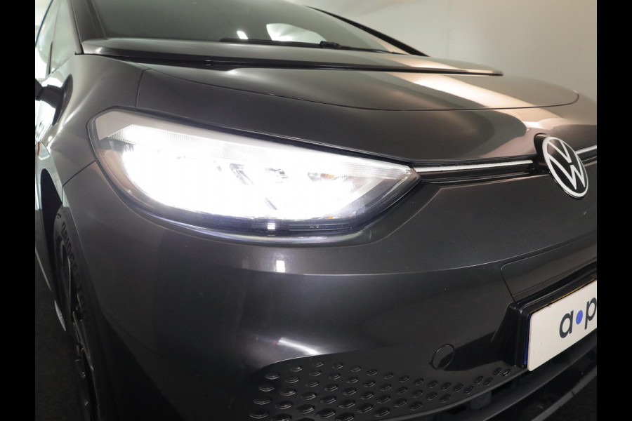 Volkswagen ID.3 First 58 kWh 93% SOH | 204 pk | Navigatie | Parkeersensoren | Adaptieve cruise control | Stoelverwarming | Apple Carplay/Android Auto |