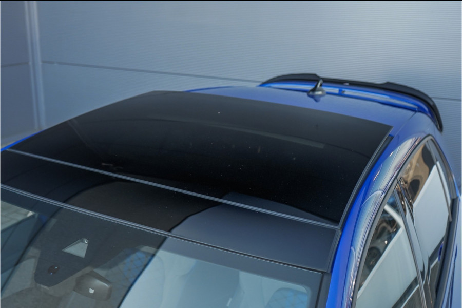 Volkswagen Golf 2.0 TSI R 4Motion Pano Performance Akra H&K ACC Camera Stuur & Stoelverw