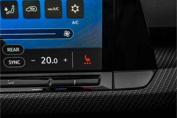 Volkswagen Golf 2.0 TSI R 4Motion Pano Performance Akra H&K ACC Camera Stuur & Stoelverw