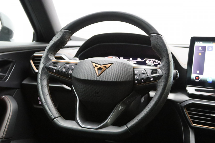 CUPRA Formentor 1.4 TSI e-Hybrid Essential, Adap. Cruise Control, Keyless, Navigatie