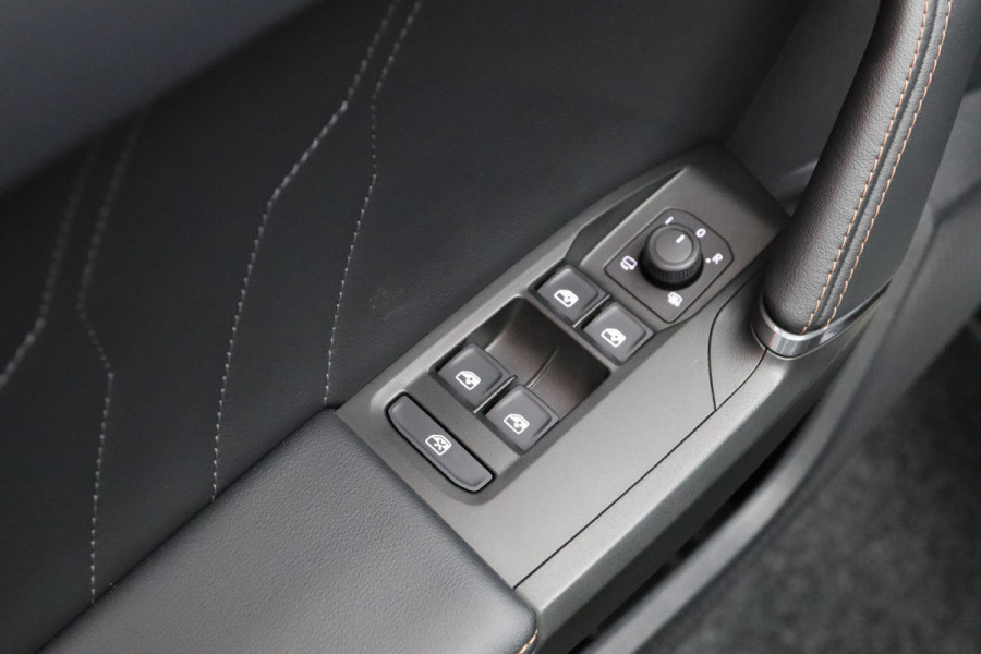 CUPRA Formentor 1.4 TSI e-Hybrid Essential, Adap. Cruise Control, Keyless, Navigatie