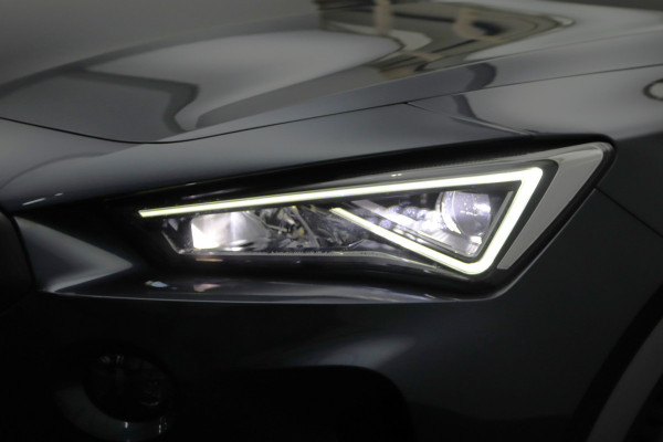 CUPRA Formentor 1.4 TSI e-Hybrid Essential, Adap. Cruise Control, Keyless, Navigatie