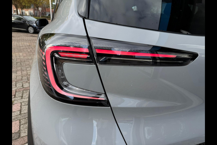 Renault Captur TCe 90 Techno Nieuw model! / Camera / P-sensoren / AppleCarPlay & Android Auto / Speciale kleur