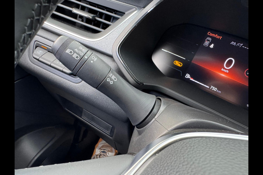 Renault Captur TCe 90 Techno Nieuw model! / Camera / P-sensoren / AppleCarPlay & Android Auto / Speciale kleur