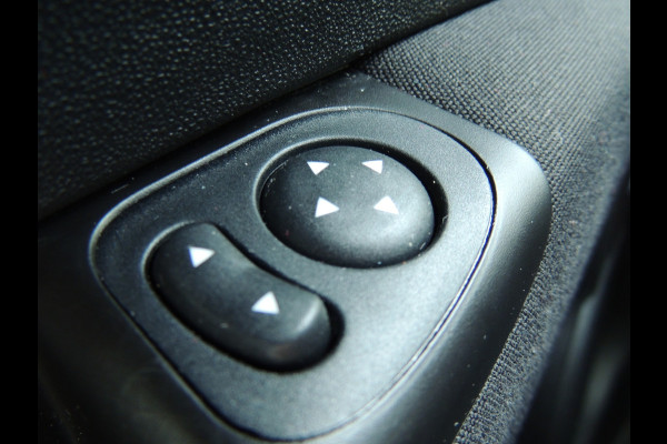 Fiat 500 TwinAir Turbo Lounge 81PK | 16" velgen | Navigatie | Cruise Controle | Parkeersensoren