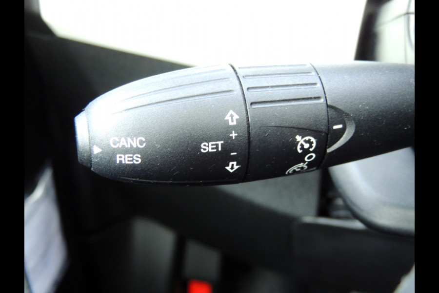 Fiat 500 TwinAir Turbo Lounge 81PK | 16" velgen | Navigatie | Cruise Controle | Parkeersensoren