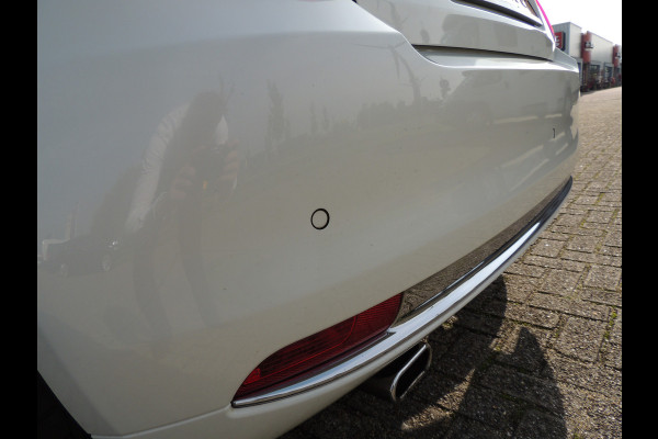 Fiat 500 TwinAir Turbo Lounge 81PK | 16" velgen | Navigatie | Cruise Controle | Parkeersensoren