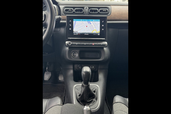 Citroën C3 1.2 PureTech Shine - Navigatie / Apple CarPlay I Airco I PDC I LED I Sport velgen I Veiligheids pakket I Dealer onderh.