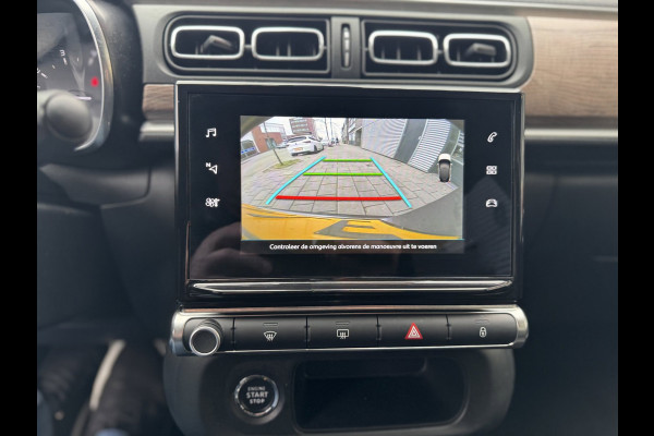 Citroën C3 1.2 PureTech Shine - Navigatie / Apple CarPlay I Airco I PDC I LED I Sport velgen I Veiligheids pakket I Dealer onderh.