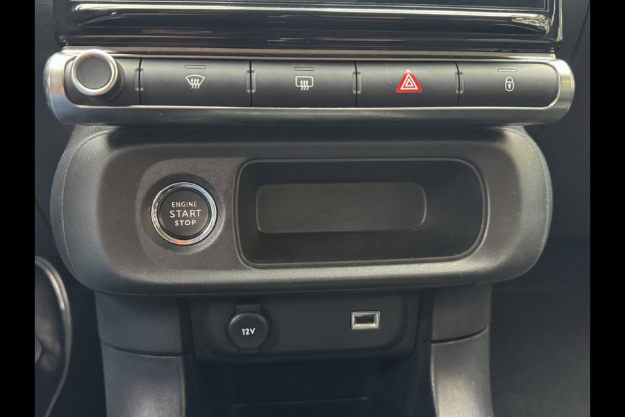 Citroën C3 1.2 PureTech Shine - Navigatie / Apple CarPlay I Airco I PDC I LED I Sport velgen I Veiligheids pakket I Dealer onderh.