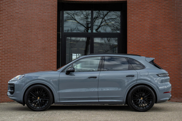 Porsche Cayenne 3.0 E-Hybrid Sport-Design Sportuitlaat Nwpr. 176k