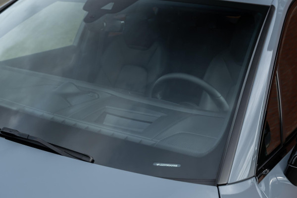 Porsche Cayenne 3.0 E-Hybrid Sport-Design Sportuitlaat Nwpr. 176k