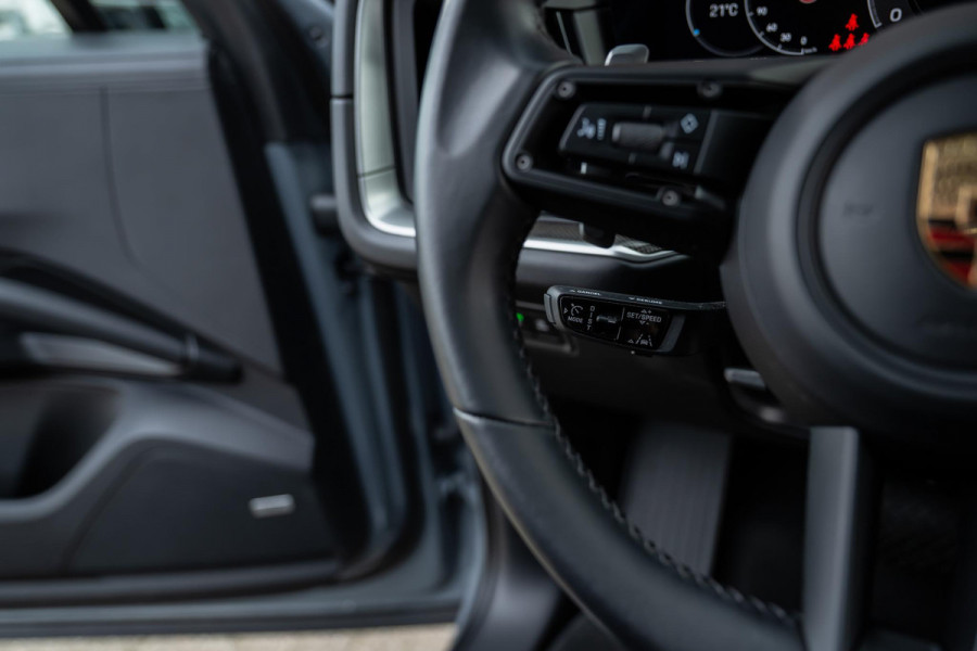 Porsche Cayenne 3.0 E-Hybrid Sport-Design Sportuitlaat Nwpr. 176k