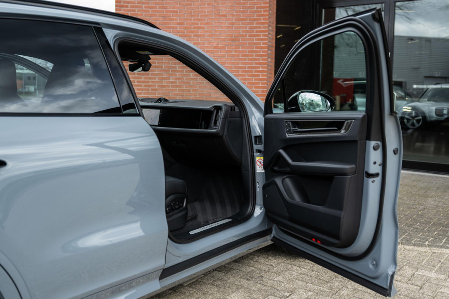 Porsche Cayenne 3.0 E-Hybrid Sport-Design Sportuitlaat Nwpr. 176k
