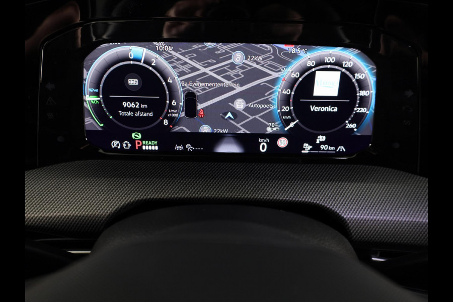 Volkswagen Golf 1.5 eHybrid GTE 272 pk Automaat (DSG) | Verlengde garantie | Navigatie | Trekhaak (wegklapbaar) | Parkeersensoren | Achteruitrijcamera | Stoelverwarming | Head-up display |