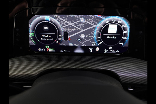 Volkswagen Golf 1.5 eHybrid GTE 272 pk Automaat (DSG) | Verlengde garantie | Navigatie | Trekhaak (wegklapbaar) | Parkeersensoren | Achteruitrijcamera | Stoelverwarming | Head-up display |