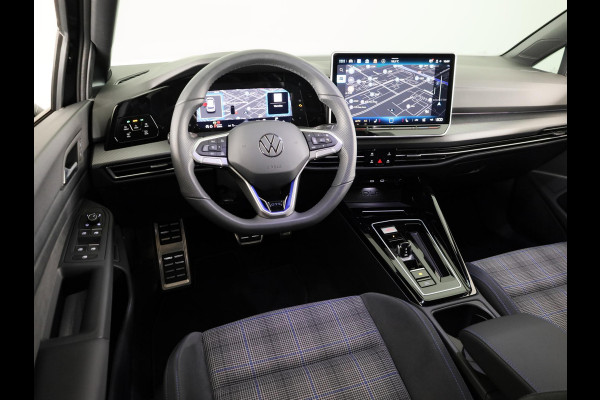 Volkswagen Golf 1.5 eHybrid GTE 272 pk Automaat (DSG) | Verlengde garantie | Navigatie | Trekhaak (wegklapbaar) | Parkeersensoren | Achteruitrijcamera | Stoelverwarming | Head-up display |