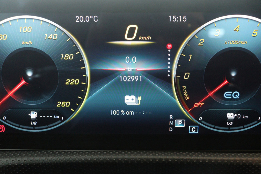 Mercedes-Benz A-Klasse 250 e Premium Plus (STOELVERWARMING, SFEERVERLICHTING, CAMERA, NAVIGATIE, CRUISE CONTROL)