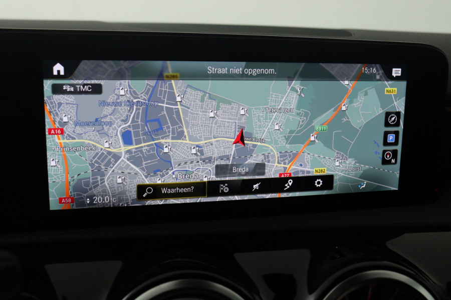 Mercedes-Benz A-Klasse 250 e Premium Plus (STOELVERWARMING, SFEERVERLICHTING, CAMERA, NAVIGATIE, CRUISE CONTROL)