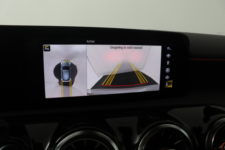 Mercedes-Benz A-Klasse 250 e Premium Plus (STOELVERWARMING, SFEERVERLICHTING, CAMERA, NAVIGATIE, CRUISE CONTROL)