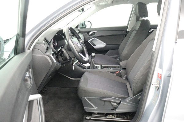 Audi Q3 35 TFSI Advanced Pro Line Plus (CAMERA, STOELVERWARMING, DIGITALE COCKPIT, LANE-ASSIST, CRUISE ADAPTIEF)